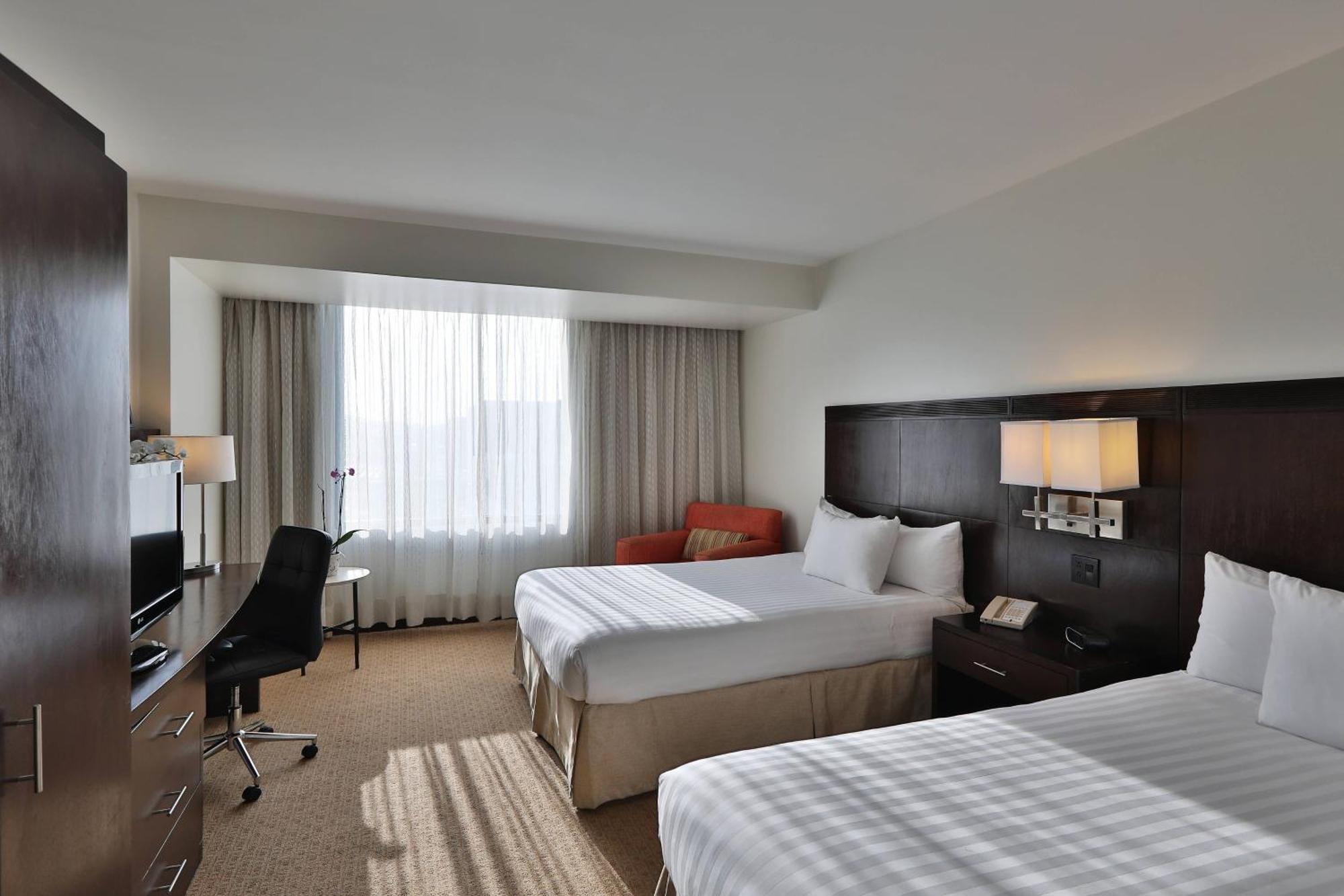 Courtyard By Marriott Panama Metromall Tocumen Exterior photo