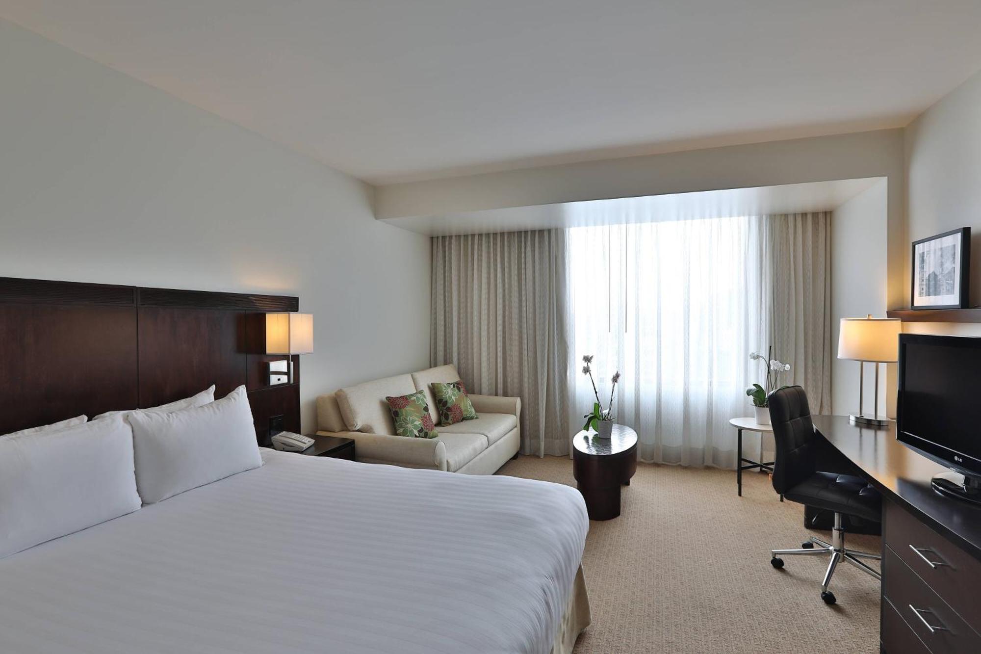 Courtyard By Marriott Panama Metromall Tocumen Exterior photo